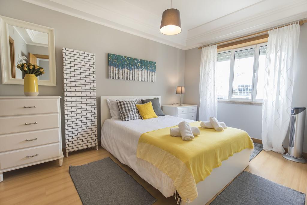 Lovelystay - Charming Marques Flat Lisbona Esterno foto
